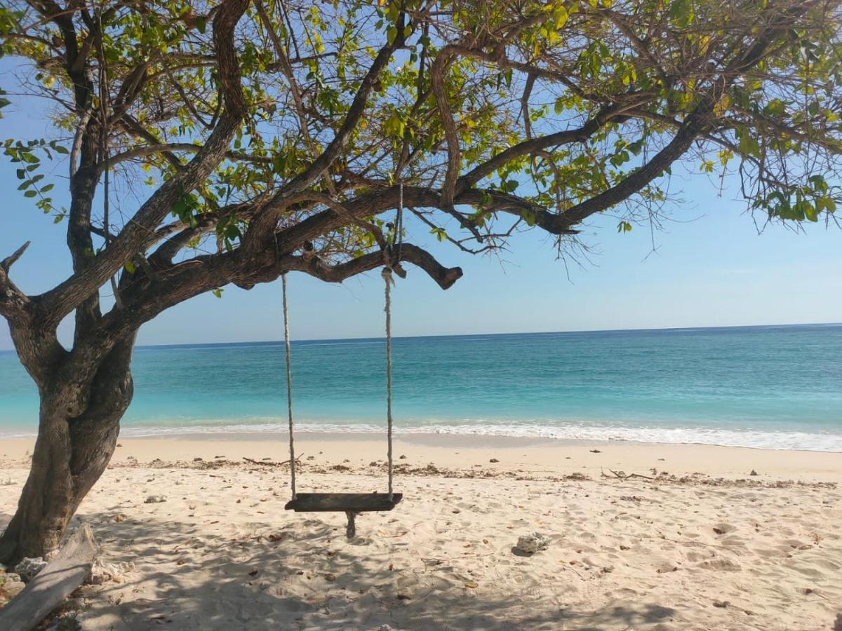 Laba Laba Bungalow Gili Meno Esterno foto