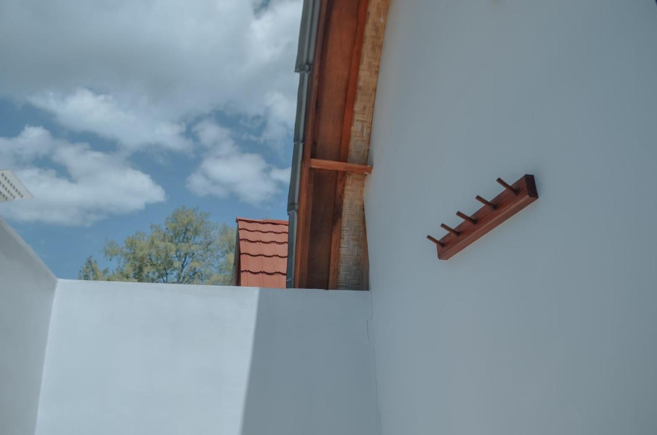 Laba Laba Bungalow Gili Meno Esterno foto