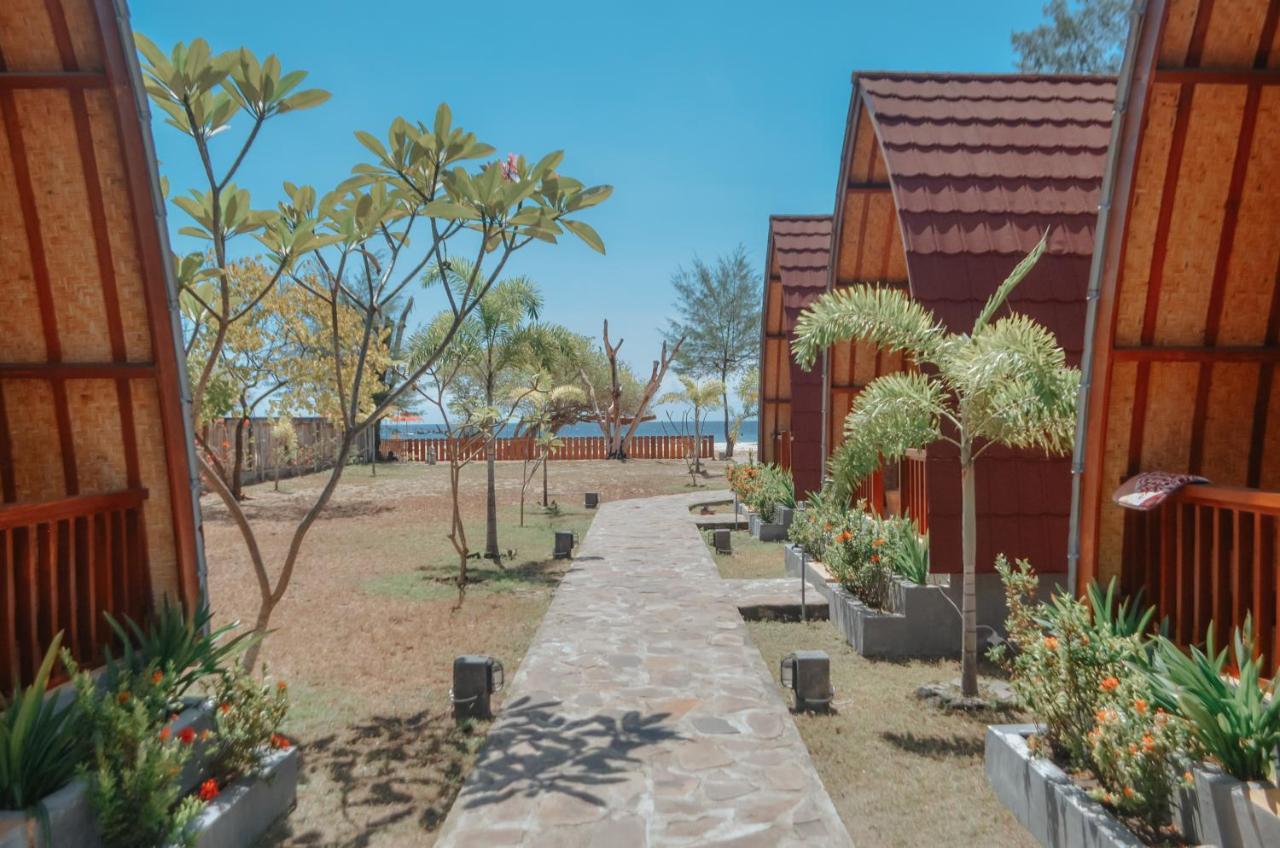 Laba Laba Bungalow Gili Meno Esterno foto