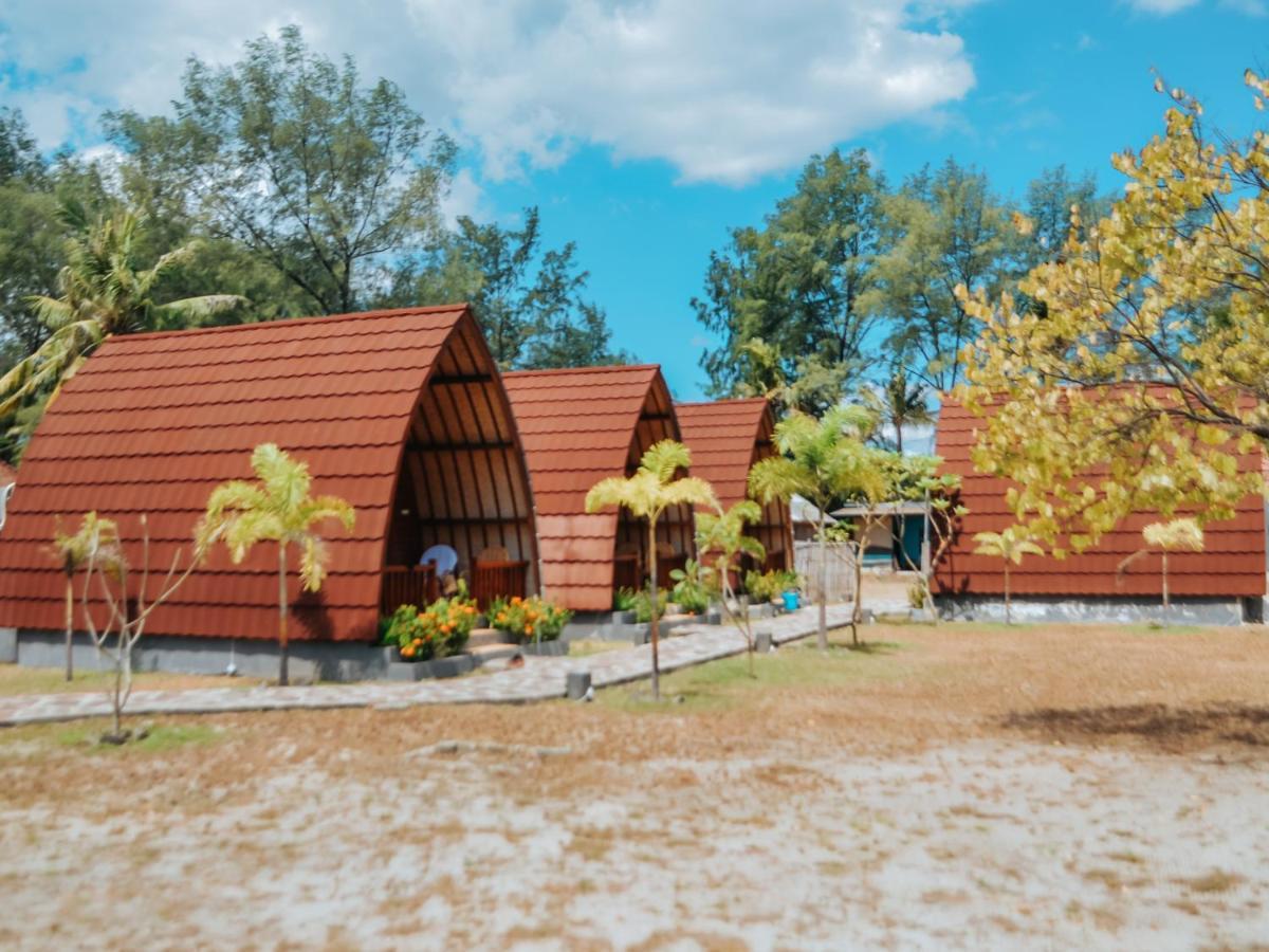 Laba Laba Bungalow Gili Meno Esterno foto